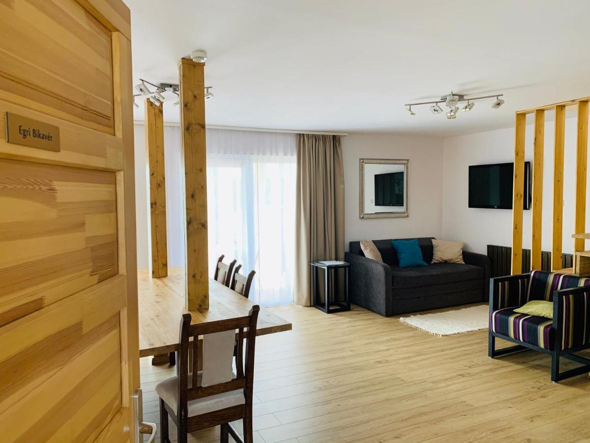 Egria Apartments エクステリア 写真